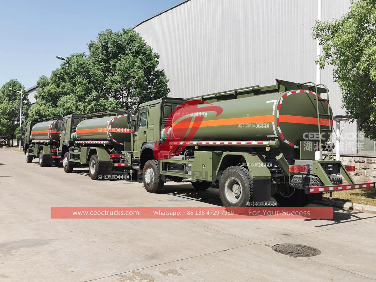 HOWO 4&Atilde;4 off-road 266HP 8000 liters refueling trucks