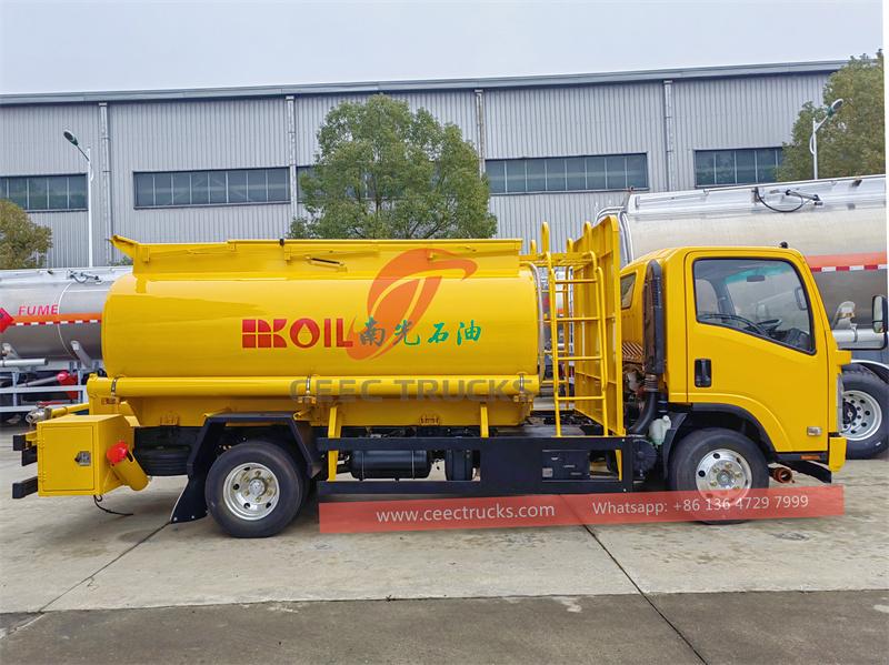 RHD isuzu petrol fuel bowser RHD isuzu petrol fuel bowser