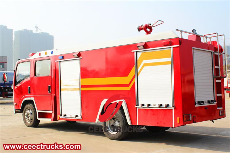 Isuzu ELF 700P double row water fire tender truck Isuzu ELF 700P double row water fire tender truck