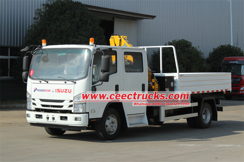 Isuzu cargo truck with Crane Isuzu cargo truck with Crane