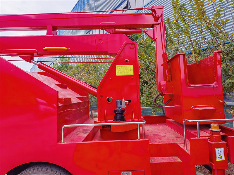 Isuzu 16m folding type aerial platform truck