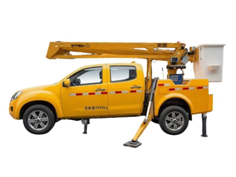 ISUZU pick-up with 10m work platform