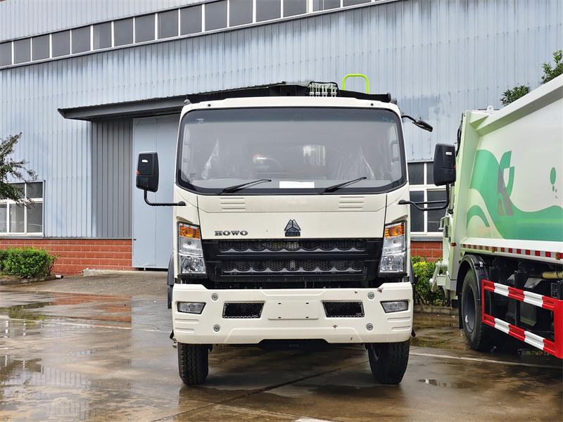Howo rear loader garbage truck