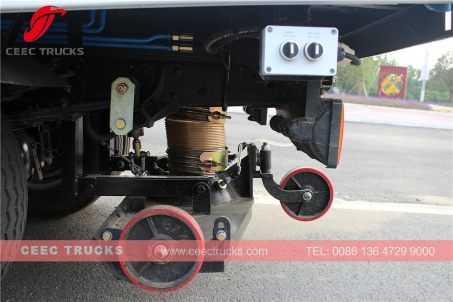 รถบรรทุกกวาดถนน Dongfeng 4000L