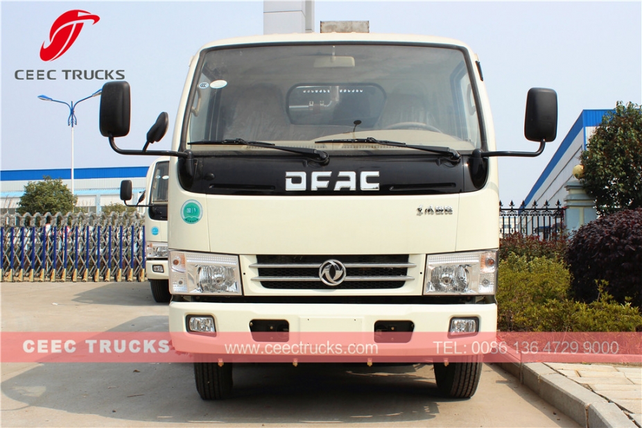 รถบรรทุกกวาดถนน Dongfeng 5CBM