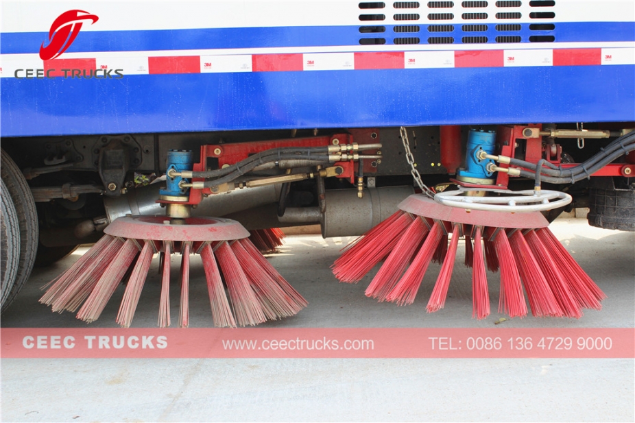 รถบรรทุกกวาดถนน Dongfeng 5CBM