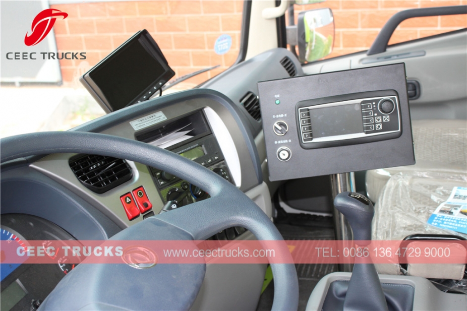 รถกวาดถนน Dongfeng 12,000L