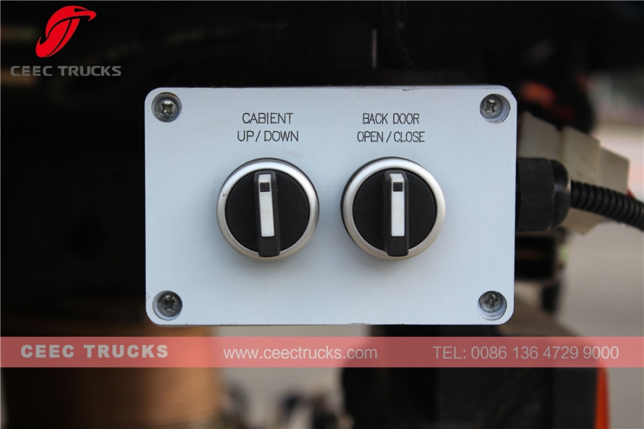 รถบรรทุกทำความสะอาดถนน Dongfeng 12CBM