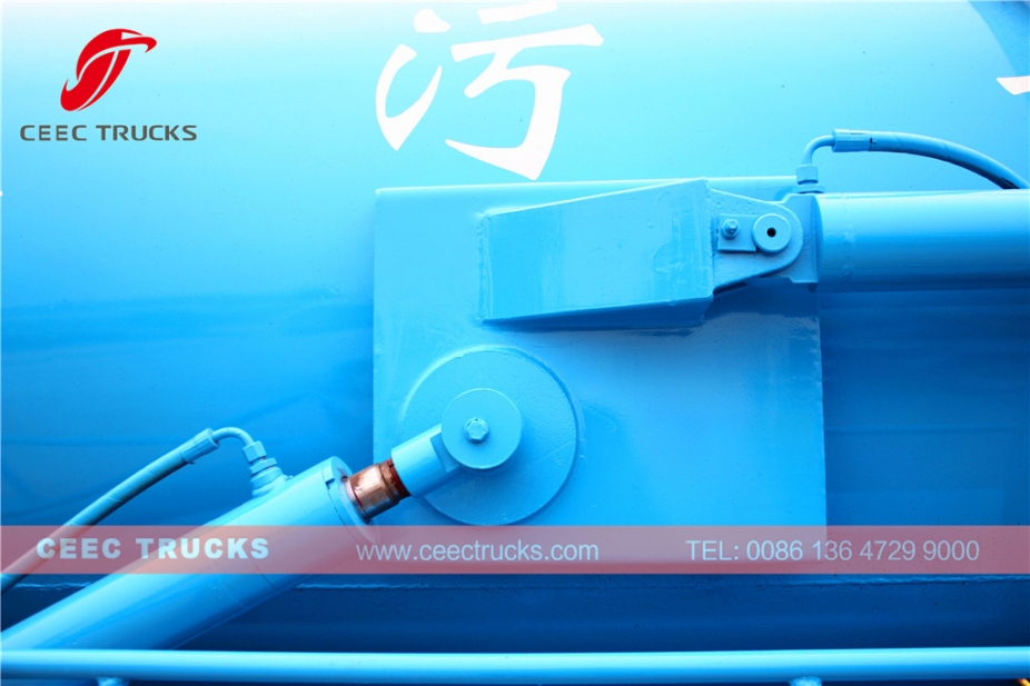 รถบรรทุกดูดส้วม Dongfeng 8,000L