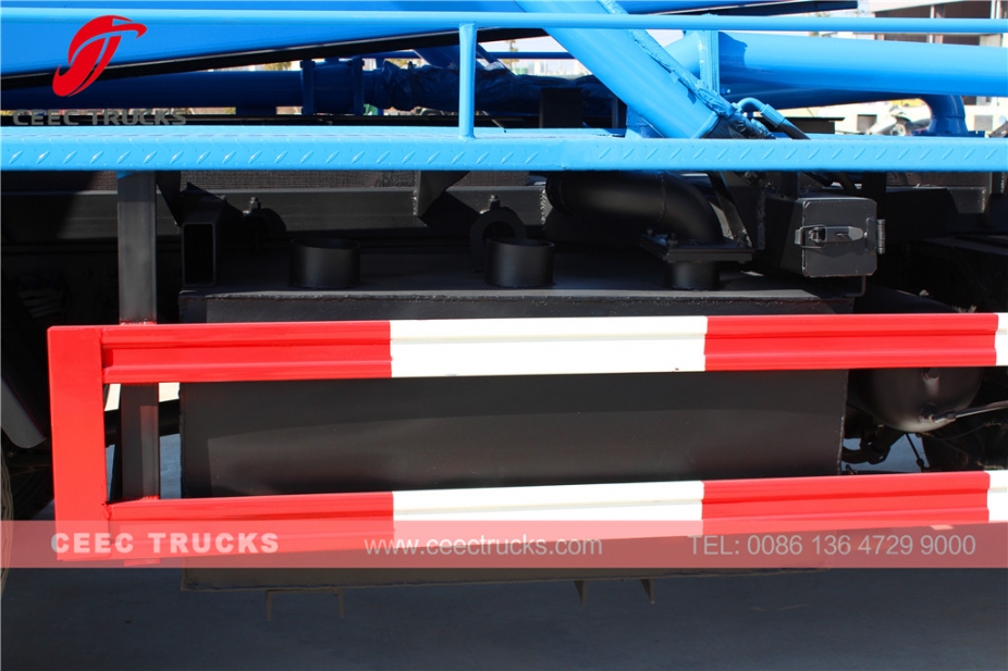 รถบรรทุกดูดน้ำเสีย Dongfeng 10,000L