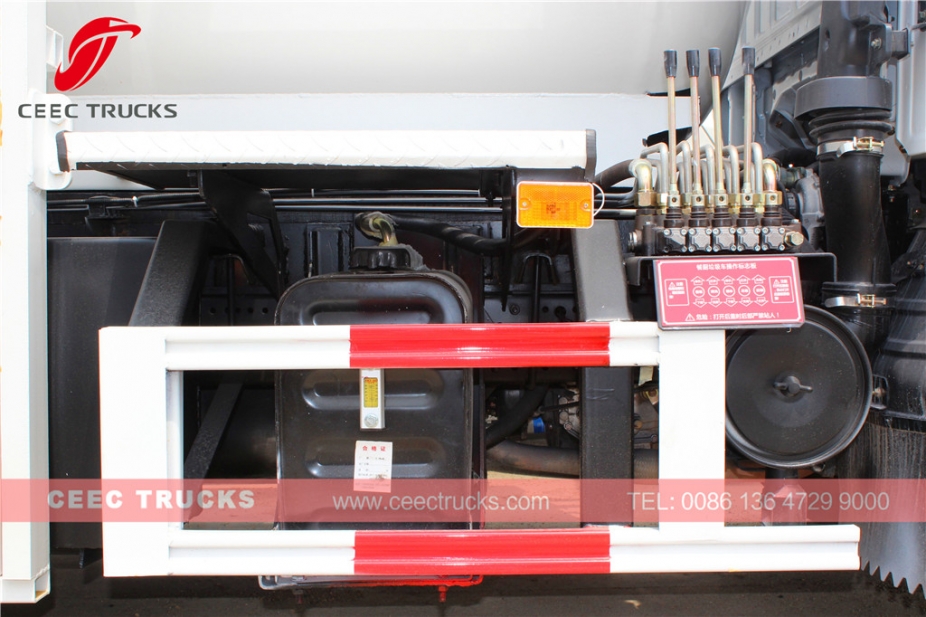 รถบรรทุกขยะครัว อีซูซุ 4,000 ลิตร