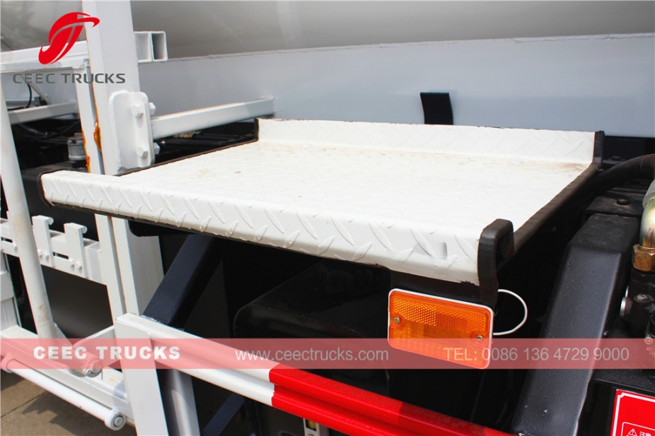 รถบรรทุกขยะครัว อีซูซุ 4,000 ลิตร