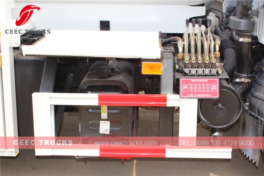 รถบรรทุกขยะครัว อีซูซุ 4,000 ลิตร