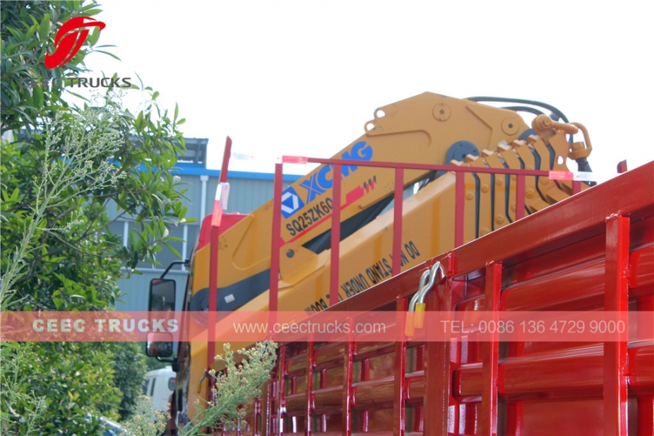 รถบรรทุกติดเครนบูมข้อต่อ 25 ตัน Dongfeng