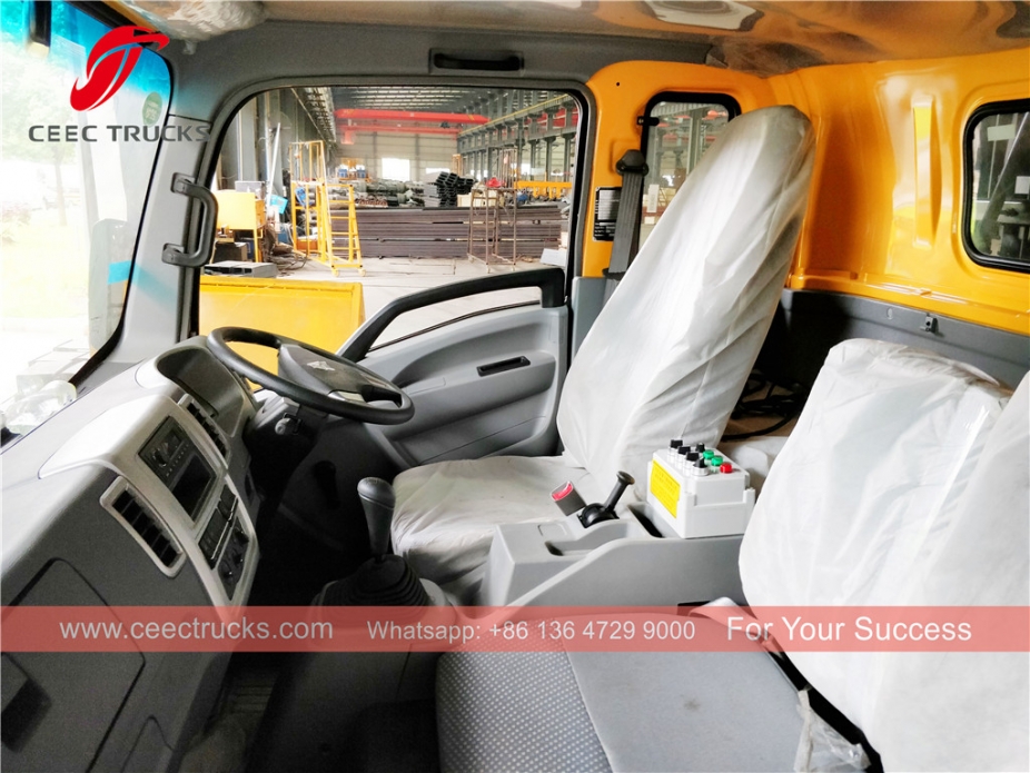 รถบรรทุกบดอัด HOWO 8cbm RHD