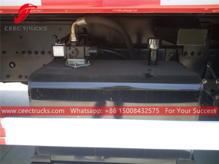 รถบรรทุกดัมพ์ 8x4 FAW