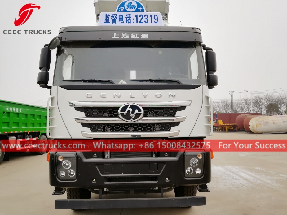 รถบรรทุกดัมพ์ 8x4 IVECO
