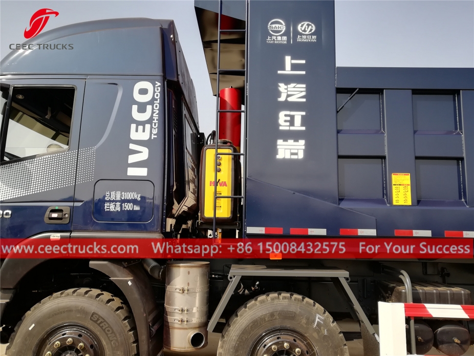 รถบรรทุกดัมพ์ IVECO 8x4