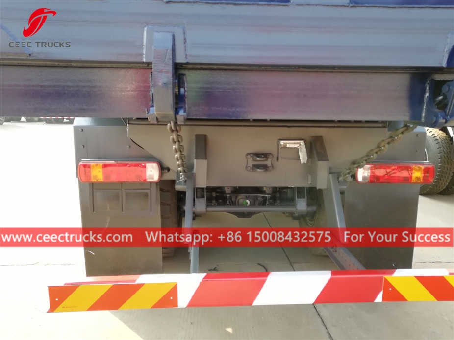 รถบรรทุกดัมพ์ IVECO 8x4