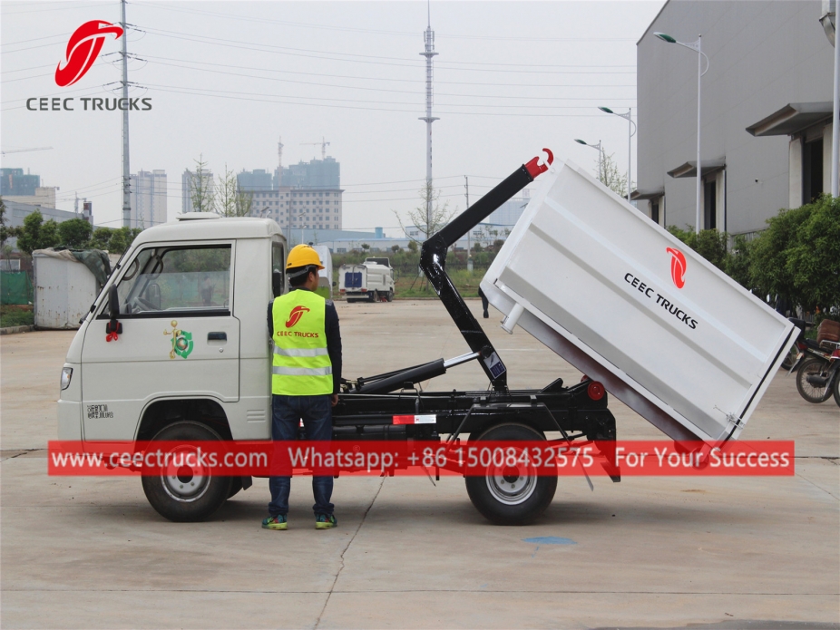 รถตักแบบตะขอ 2CBM FOTON