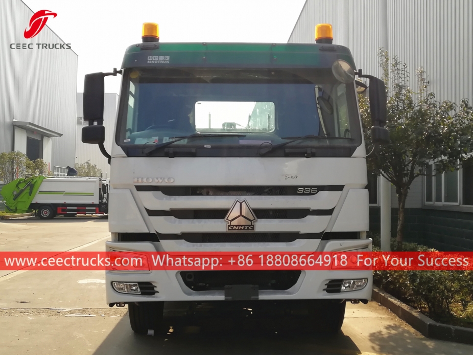 รถลาก 6x4 HOWO