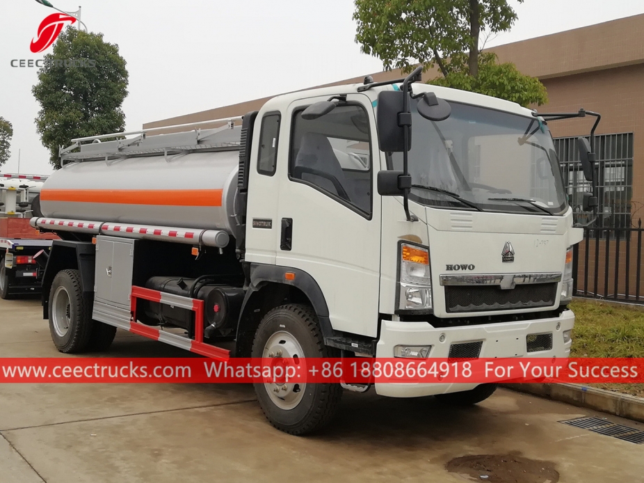 SINOTRUK HOWO 6CBM รถบรรทุกน้ำมันเชื้อเพลิง