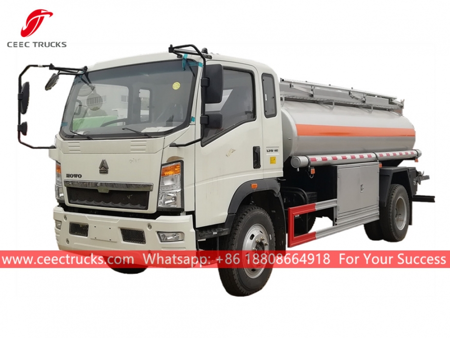 SINOTRUK HOWO 6CBM รถบรรทุกน้ำมันเชื้อเพลิง