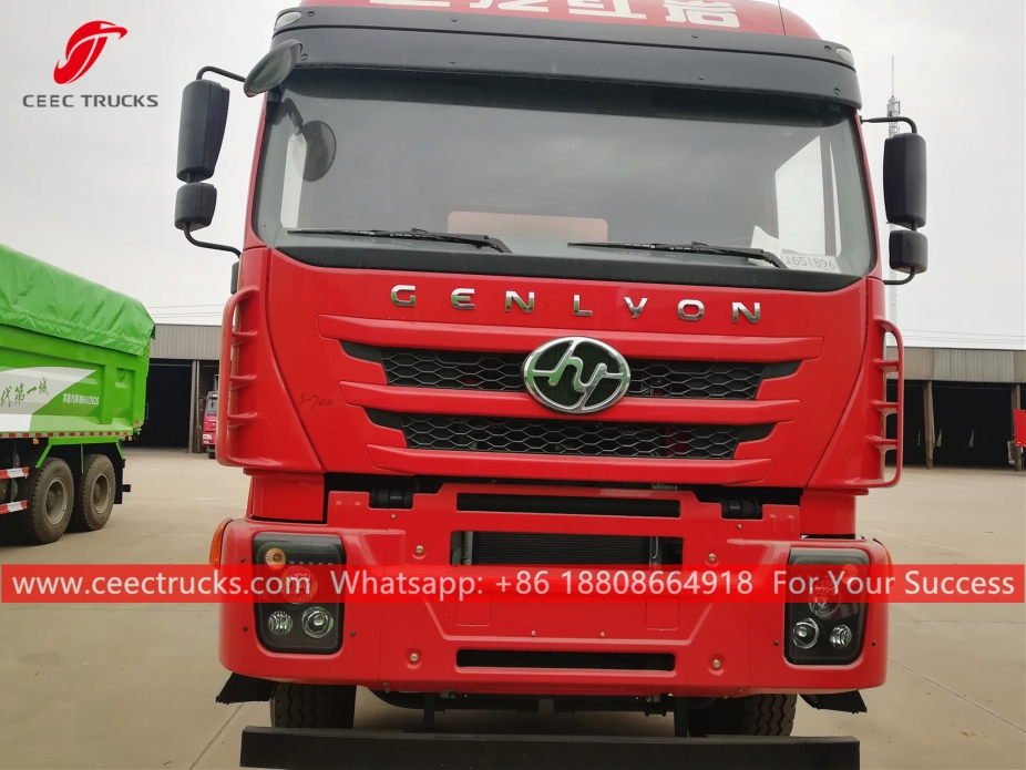 รถบรรทุกขนส่งผง 8X4 IVECO