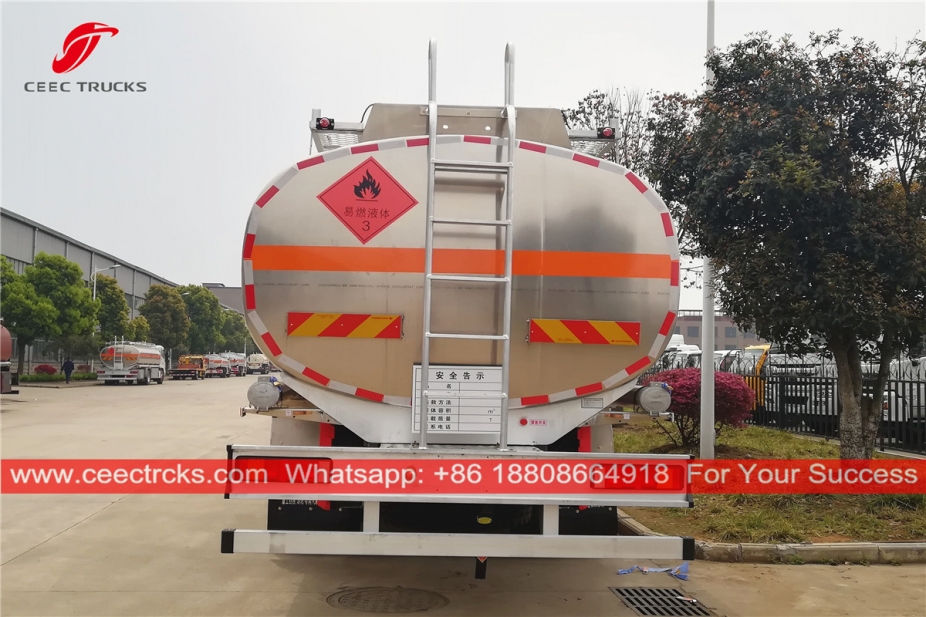 รถบรรทุกขนส่งน้ำมันเชื้อเพลิง SINOTRUK 8x4