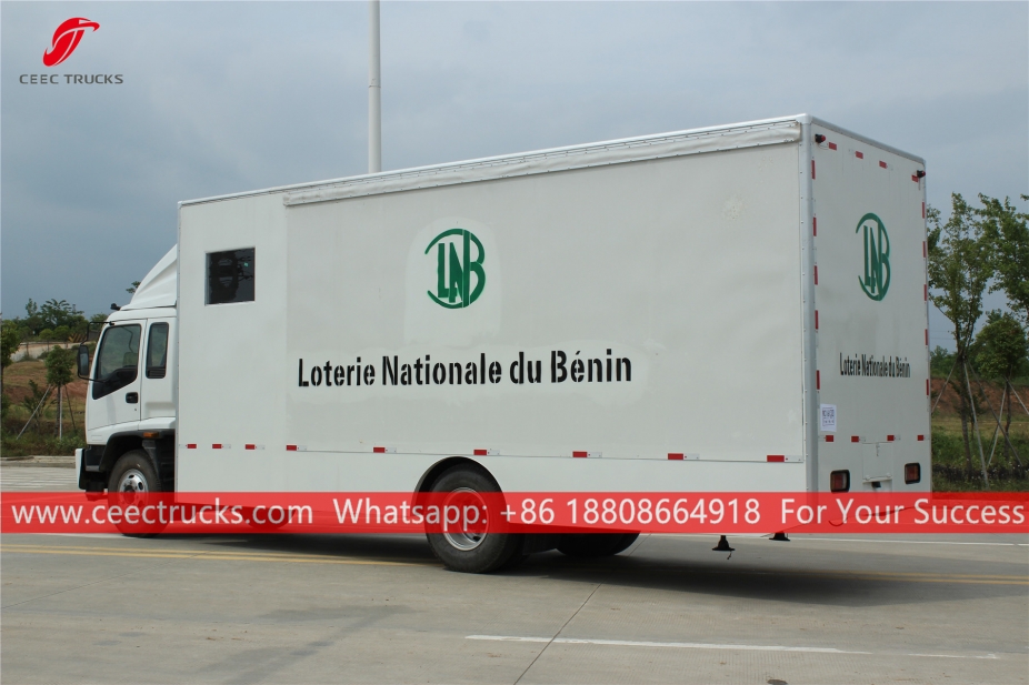 รถบรรทุกเคลื่อนที่ ISUZU FTR