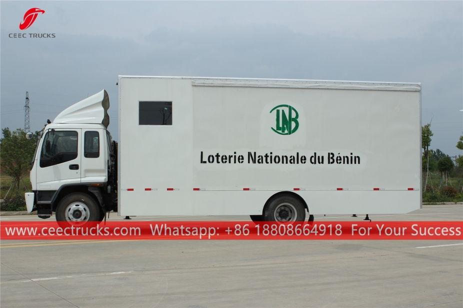 รถบรรทุกเคลื่อนที่ ISUZU FTR