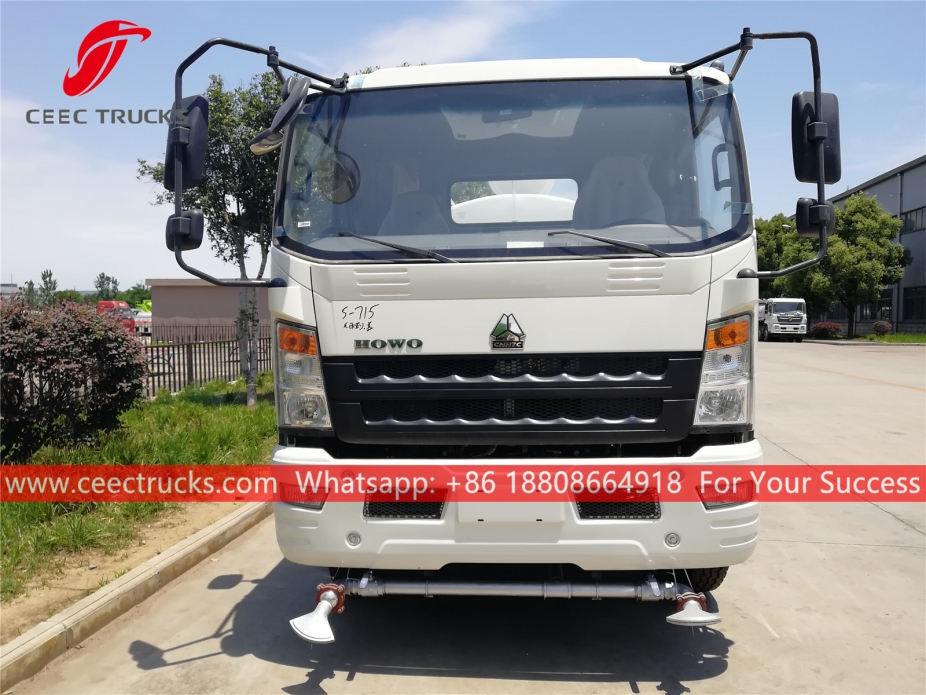 รถบรรทุกน้ำ HOWO ขนาด 8 CBM