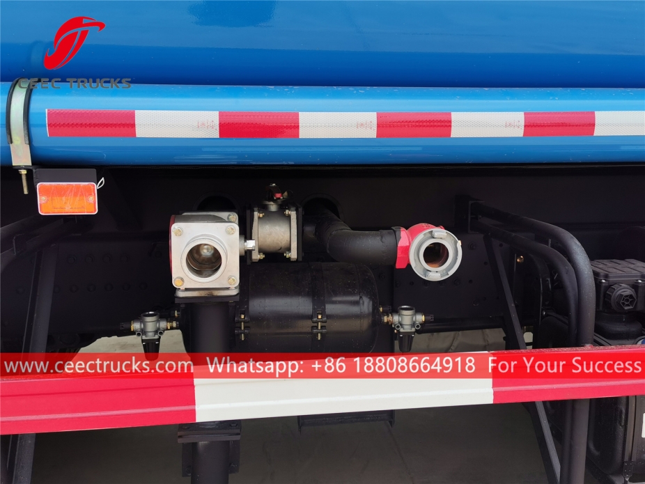 รถบรรทุกน้ำ Dongfeng 6x4