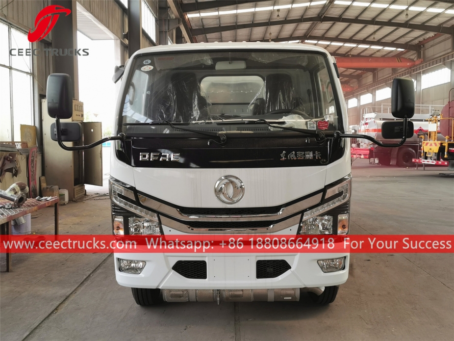 รถบรรทุกน้ำมัน 2CBM Dongfeng