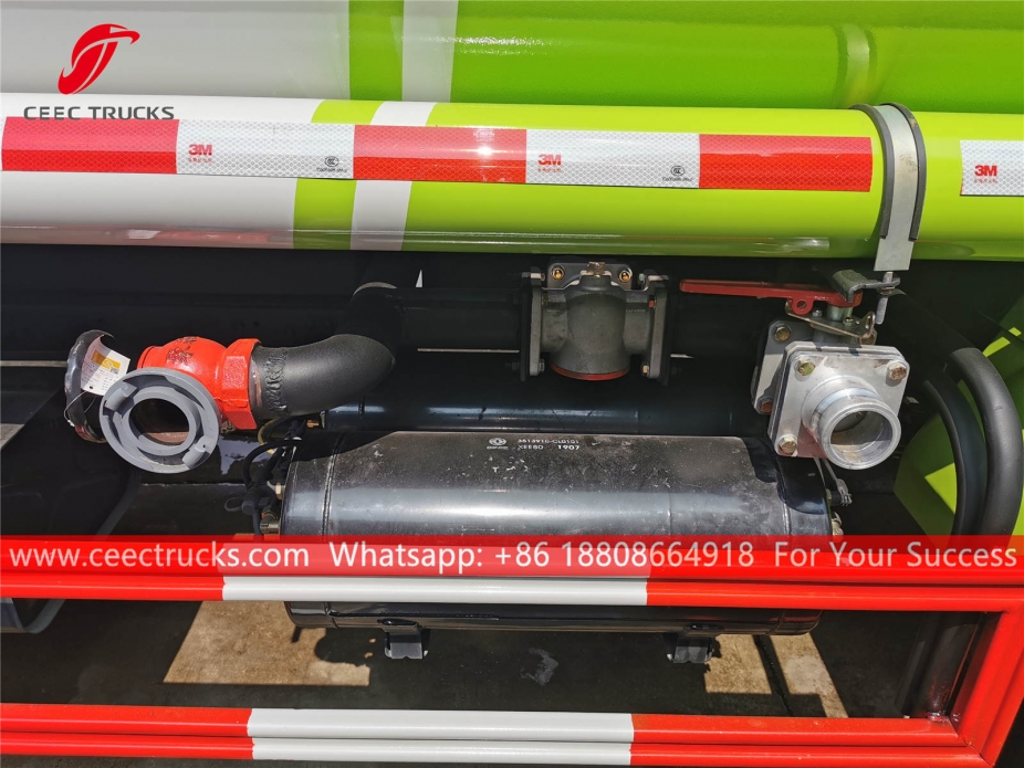 รถบรรทุกน้ำ Dongfeng 5CBM