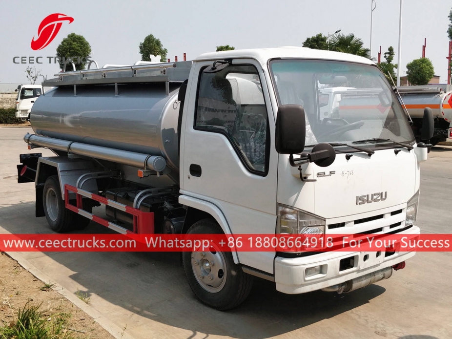 รถบรรทุกน้ำมัน 4CBM ISUZU