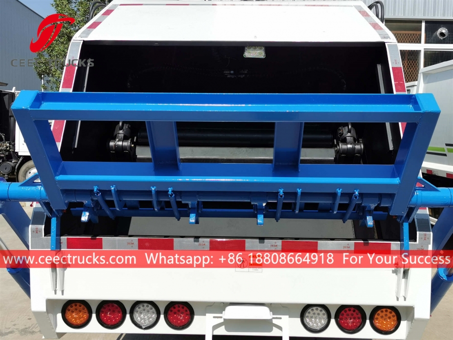 รถบรรทุกขยะแบบบรรทุกหลัง Dongfeng 6CBM