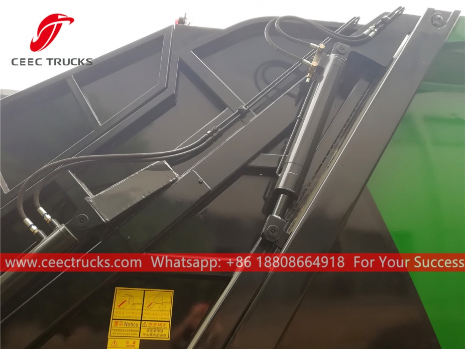 รถบรรทุกบดอัดขยะ ISUZU GIGA 6*4