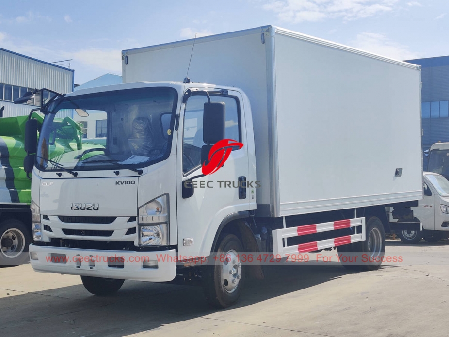 ISUZU ELF refrigerated lorry