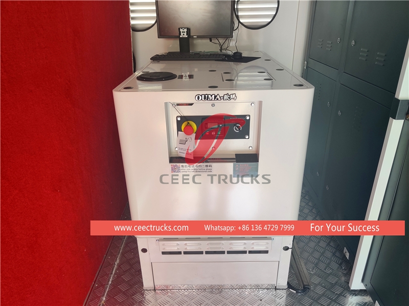 รถบรรทุกเวทีเคลื่อนที่ ISUZU 100P ขับเคลื่อน 4*2