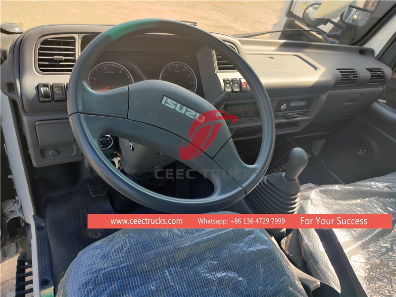 รถบรรทุกเวทีเคลื่อนที่ ISUZU 100P ขับเคลื่อน 4*2