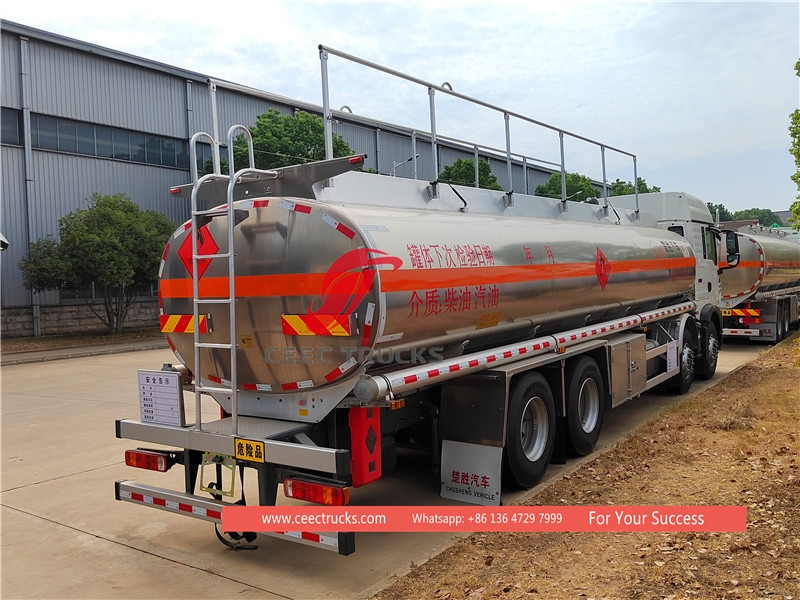 รถบรรทุกน้ำมันใหม่เอี่ยม 40 ลูกบาศก์เมตรของฮาวโอ