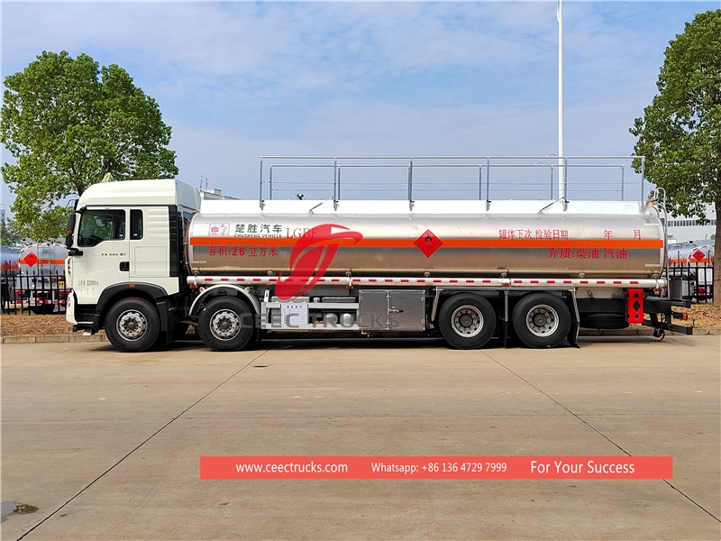 รถบรรทุกน้ำมันใหม่เอี่ยม 40 ลูกบาศก์เมตรของฮาวโอ