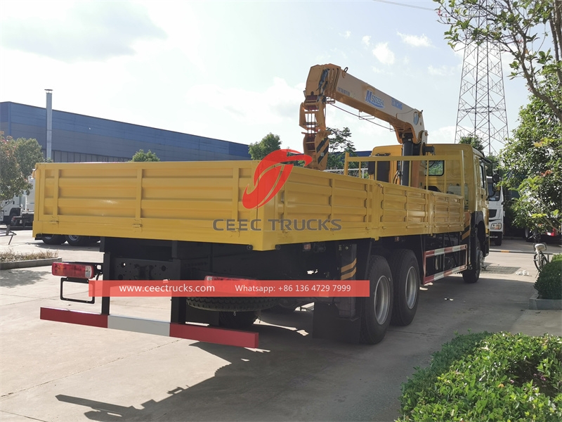 รถบรรทุกติดเครน Sinotruk 6×4 400 แรงม้า XCMG