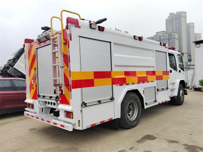 Isuzu 300HP heavy duty apparatus fire truck