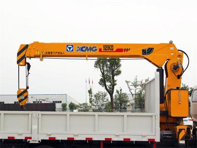 Isuzu ELF 190hp truck with 5 tons telescopic crane