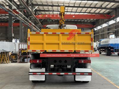 Sinotruk New cabin service truck 5T crane