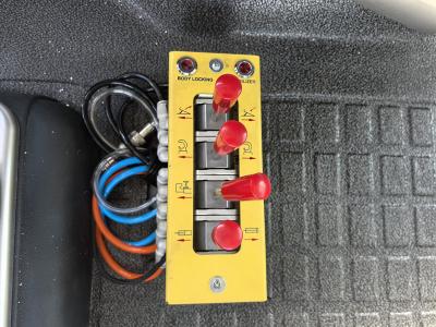 Howo 10 wheels hook loader truck