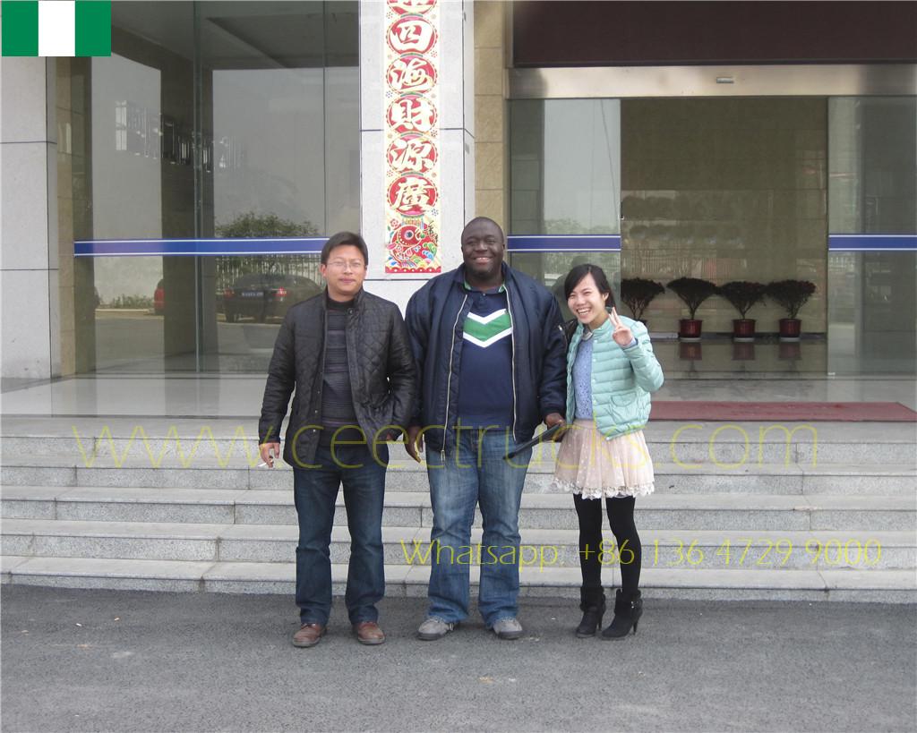 ลูกค้าไนจีเรียเยี่ยมชมเราตรวจสอบโรงงาน CEEC