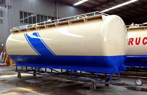 งานพ่นสี Vanish สำหรับรถบรรทุก CEEC ทุกรุ่น